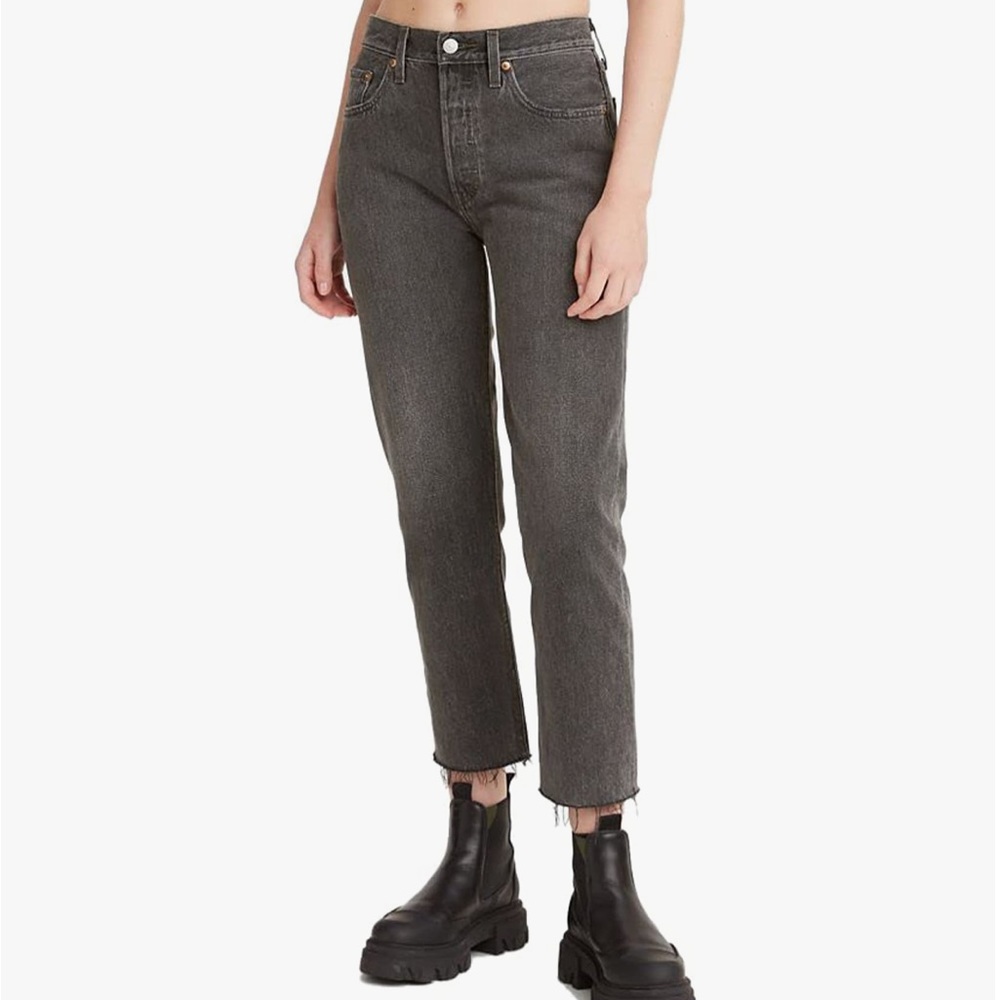 Levi’s 501 Original Cropped High Rise Straight Leg Size 27